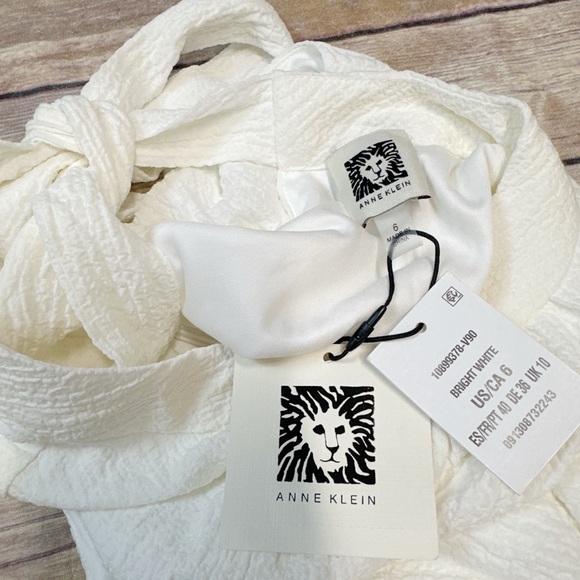 Anne Klein Tiered Tie Neck Maxi dress bright white size 6 - Picture 6 of 9